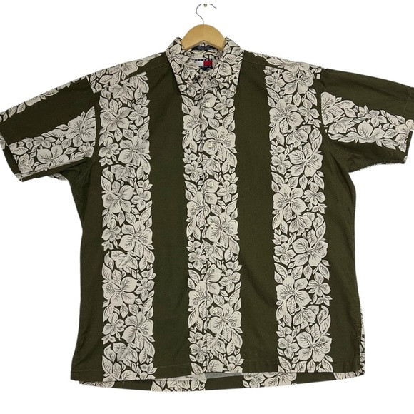 Tommy Hilfiger Hawaiian short sleeve Tiki floral size medium - Picture 8 of 13